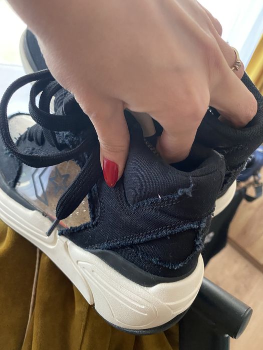 Converse transparentne polecam