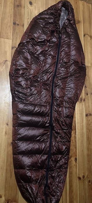 Пуховий спальний мішок Rock front 400 ( трисезонний +2c до -4c)