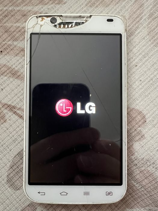 LG P-715 на запчасті