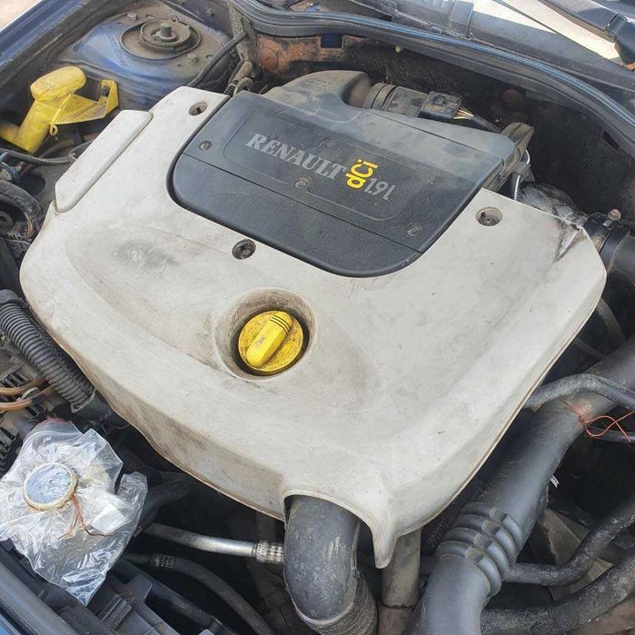 Renault Megane I po lift 1.9 dci niebieski metalik TED44 na części