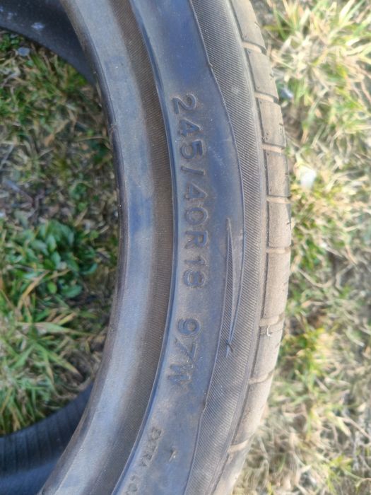 Opony letnie 245/40  r18