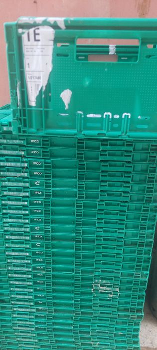 Caixas plásticas IFCO DOBRÁVEIS dobrável para arrumação .