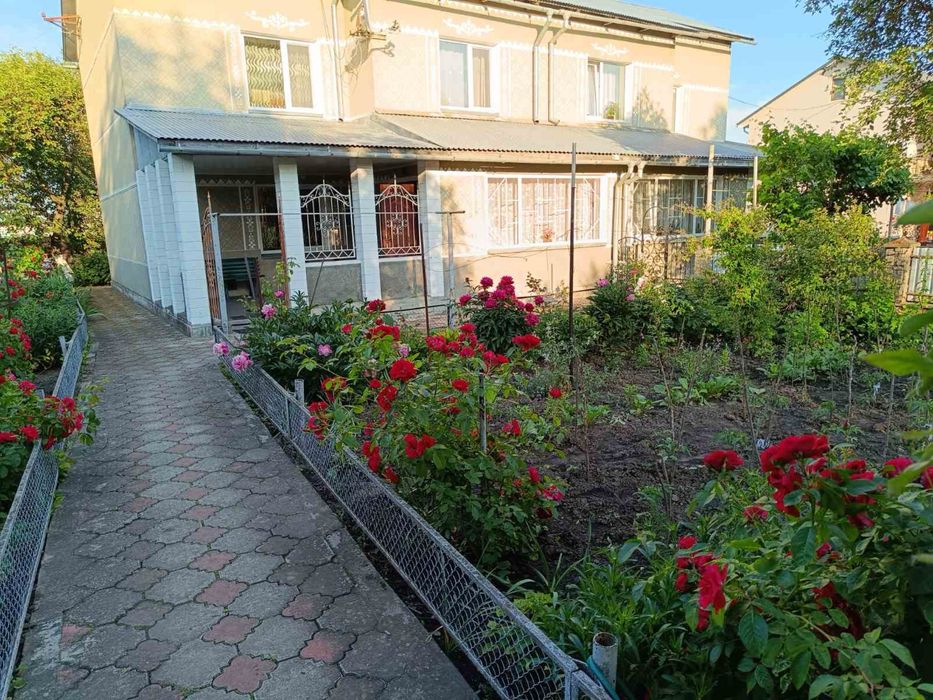 Будинок в м.Збараж продаж