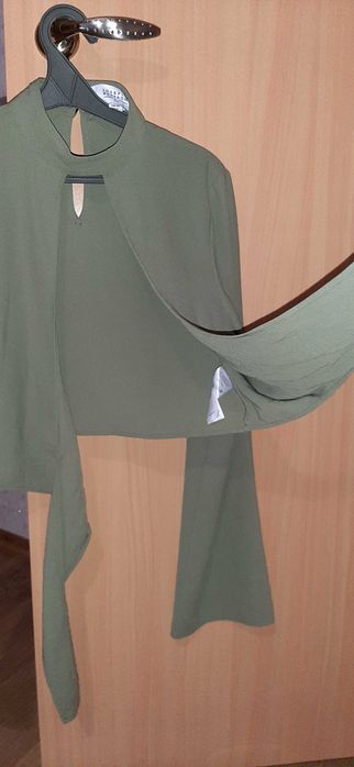 Блузи, нарядні для свята і офісу