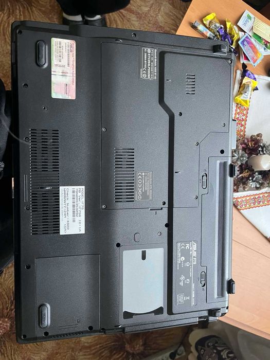 ноутбук Asus F7S