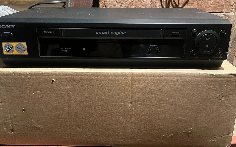Відеомагнітофон Sony slv sx 730