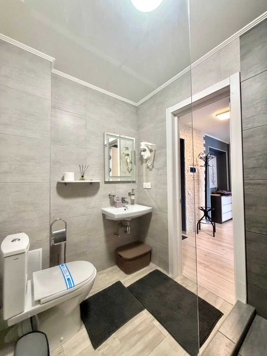 ApartPoltava 1-bedroom з великою кухнею та шикарною панорамою