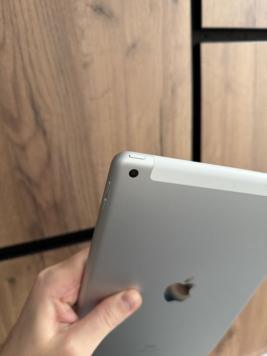 Apple iPad 9 64gb Wi-Fi + LTE