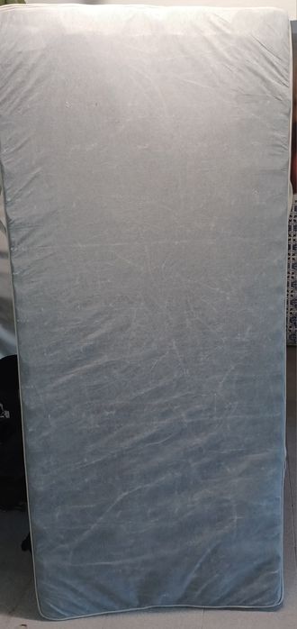 Colchão  de Molas Ikea 1,9mts x 0,90 mts