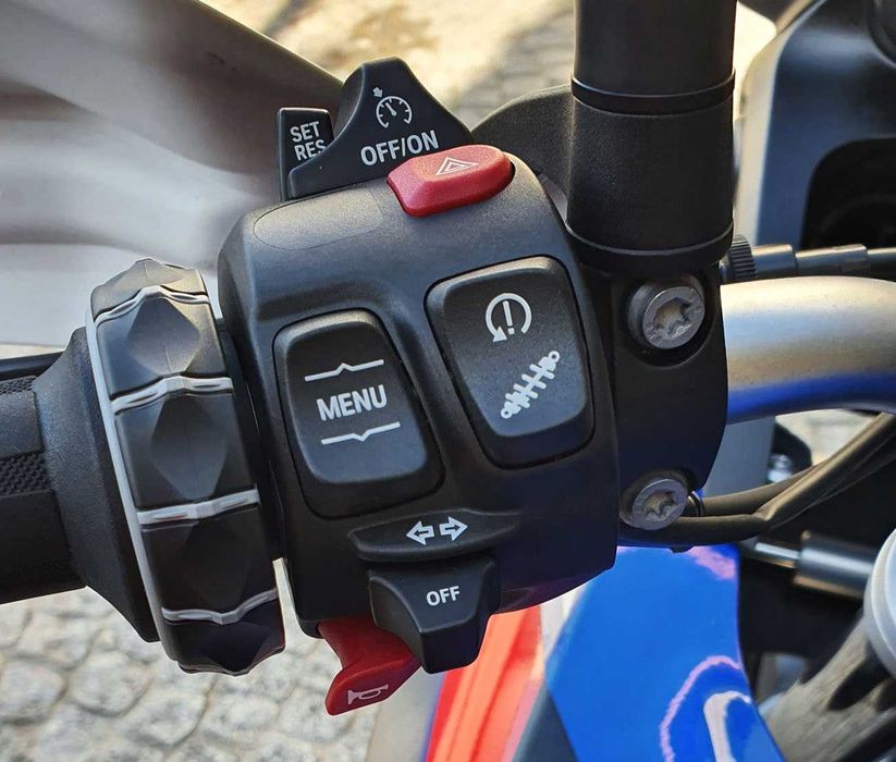 BMW F 800 GS(Nacional/Maio 2024/6.000km/ Todos os Opcionais)