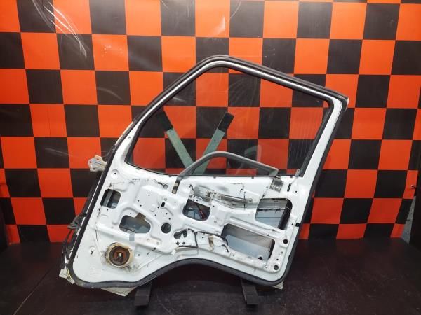 Porta frente direita MITSUBISHI Canter (FB7, FB8, FE7, FE8) VII