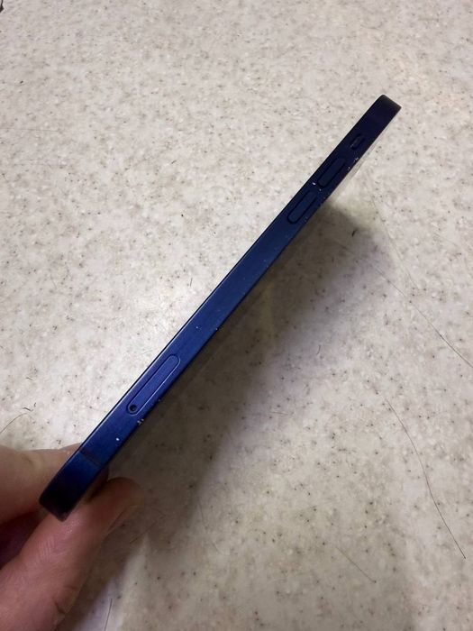 iPhone 12 128 заблокированный iCloud