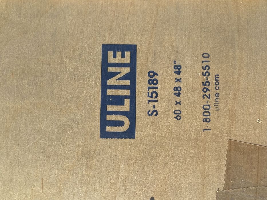 Vendo caixas uline