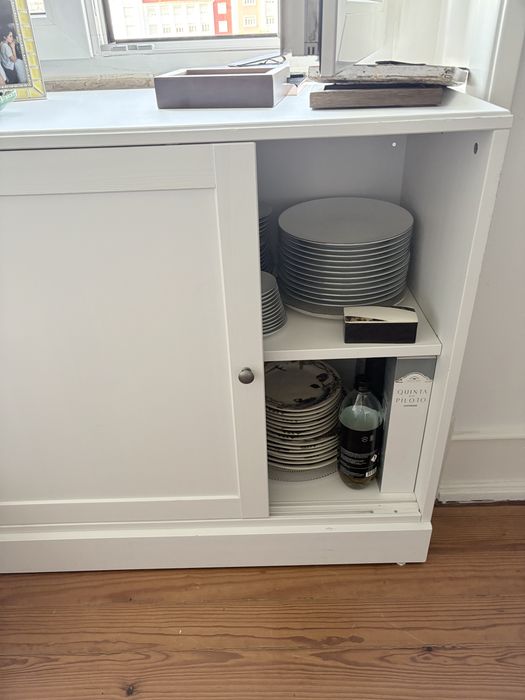 Aparador branco IKEA