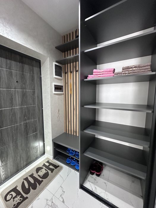 Подобово. Височана 18 Парковка..Центр. Нова