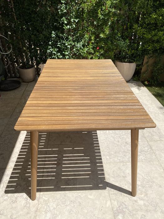 Conjunto Mesa e 6 Cadeiras de Jardim