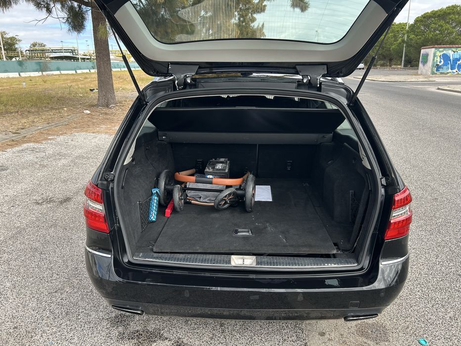 Mercedes E220 ano 2012