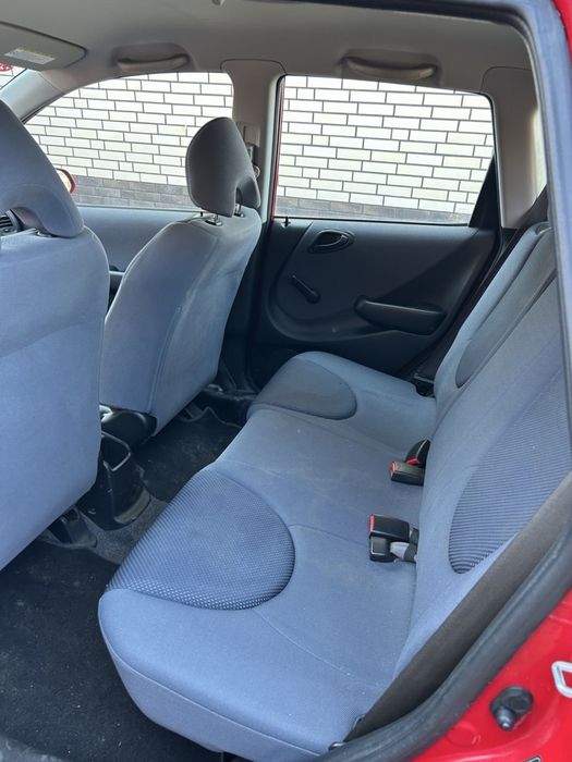 продаю машину Honda Jazz