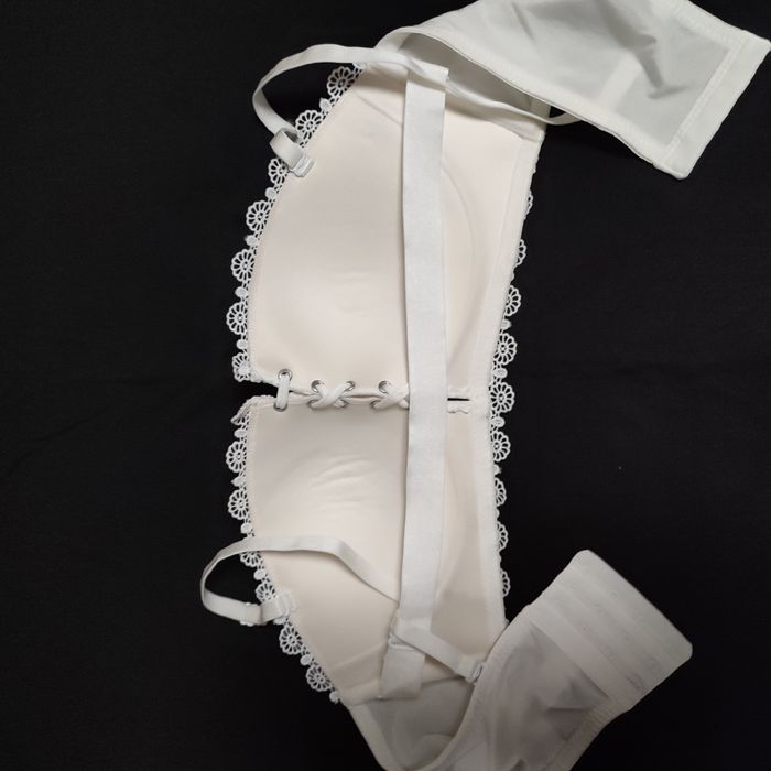 Продам бюстгальтер