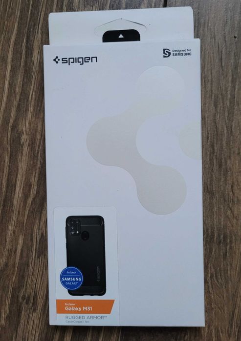 Spigen etui plecki do Samsung Galaxy M31 czarne sylikonowe NOWE