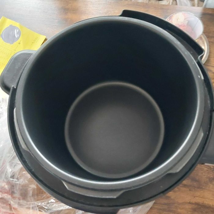 Sprzedam crockpot NOWY