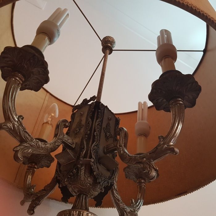 Candeeiro de Pé (Antiguidade)