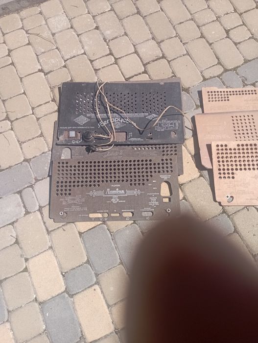 Стеклянная шкала для радиол.