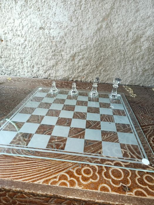 Jogo de Xadrez em vidro