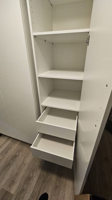 Szafy / Garderoba PAX , biały połysk