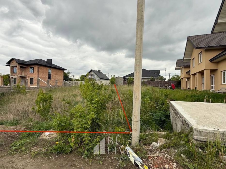 Продаж земельної ділянки правильної форми (район ТЦ «Баобаб»)