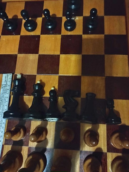Шахматы большие с утежелителем внутри грасмейстерские