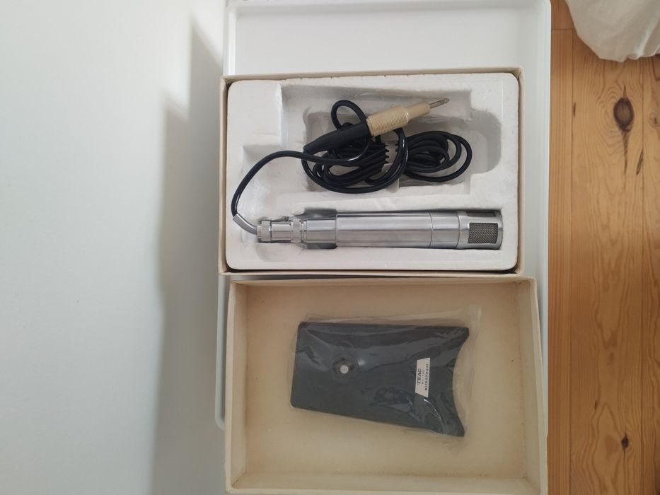 Microfone Dinâmico TEAC MC-105 Anos 70 ( Caixa Original + Cabo)