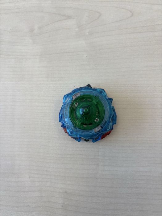 Beyblade para criança