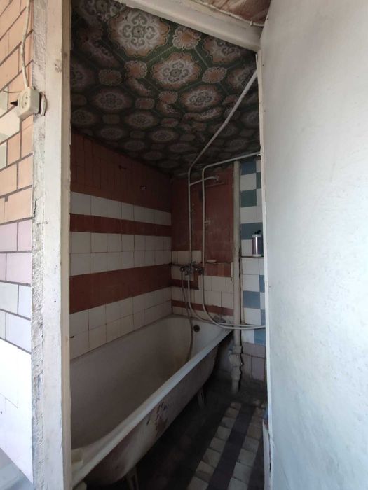 Продається 2-поверховий будинок SH