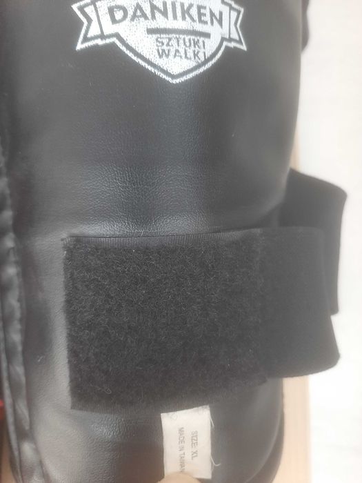 Ochraniacze na piszczele i golenie do MMA, kickboxing, Muay Thai