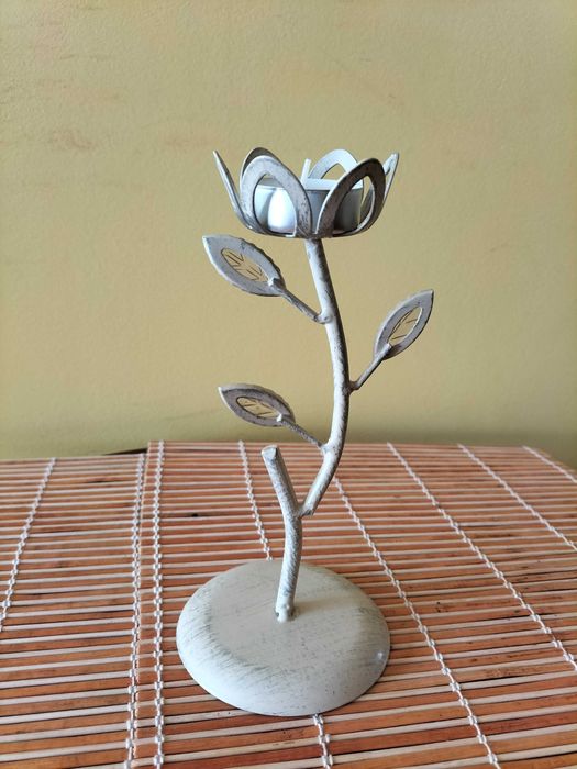 Sprzedam swiecznik - B. LADNY ! ORGINALNY ! PLYWAK - GRATIS ! Okazja !