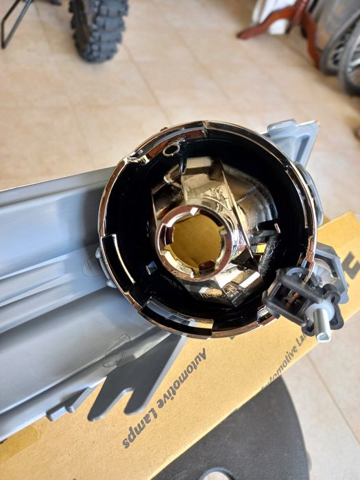 Ford Mondeo IV 2007_2015 Farol de nevoeiro