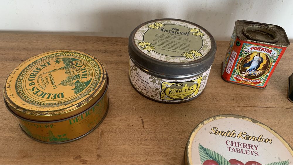 Latas antigas de colecção