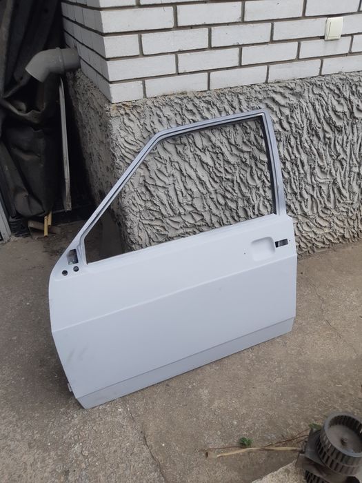 Дверь передняя левая ВАЗ 2109, 2199