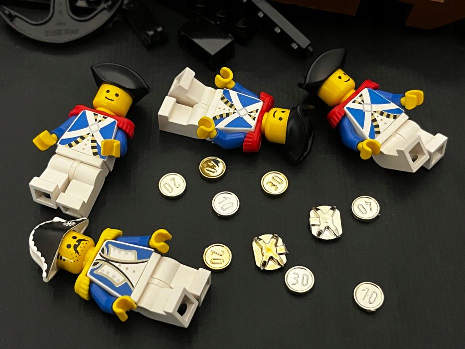 6274 LEGO Statek Gubernatora Broadside'a