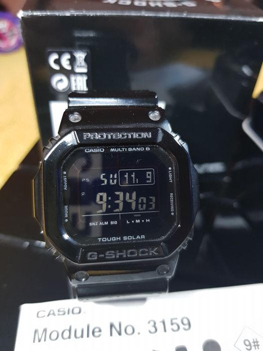 Casio G-Shock GW-M5610BB-1ER nieużywany