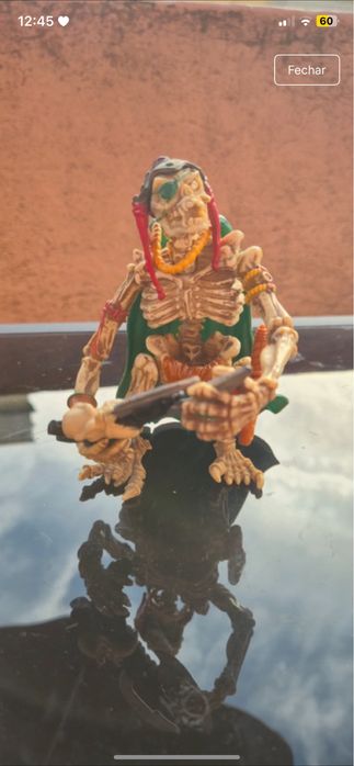 Skeleton Warriors com Capa Verde — Anos 90