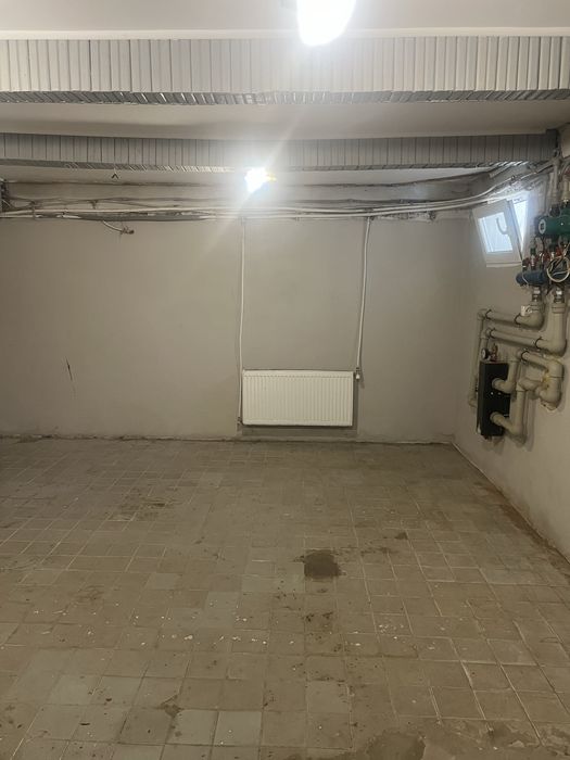 Оренда комерційного підвального приміщення 120 м²