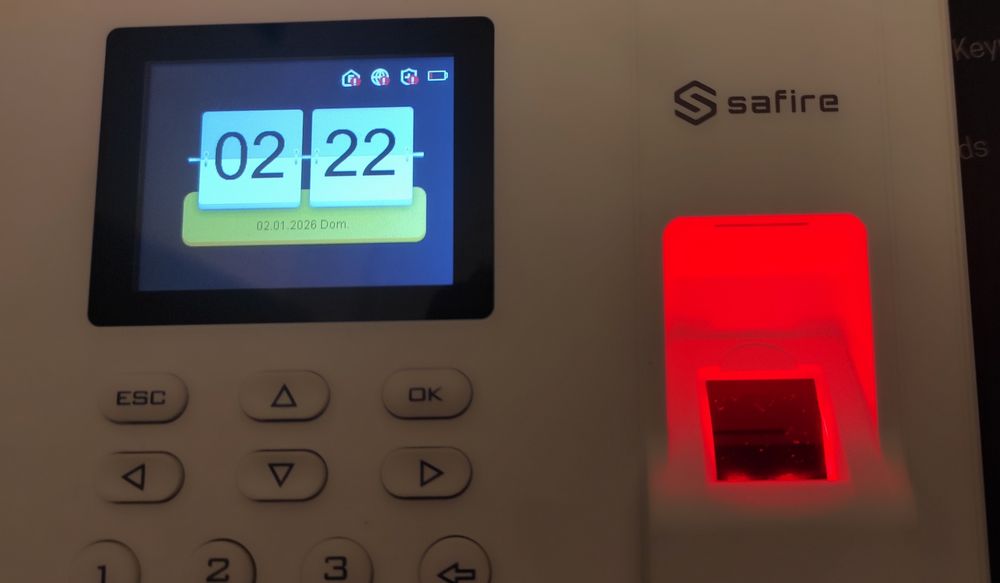 Safire time attendance