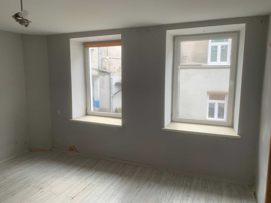 36 m2 Mieszkanie 2 pokoje blisko Centrum do remontu