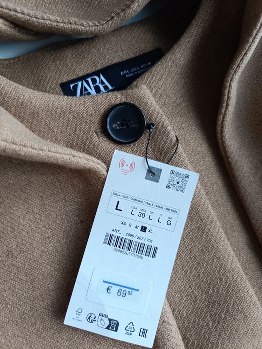 Очень красивое стильное пальто Zara р-р M-L