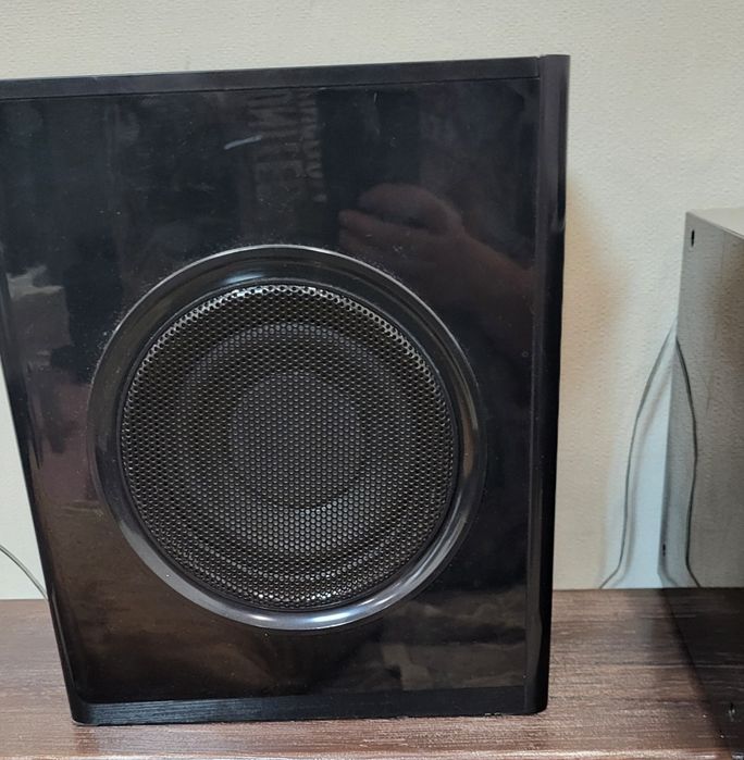 Музикальний центр LG