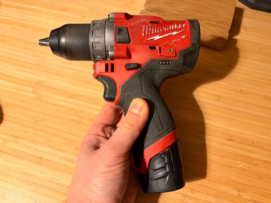 Wkrętarka Milwaukee M12 FDD + bateria