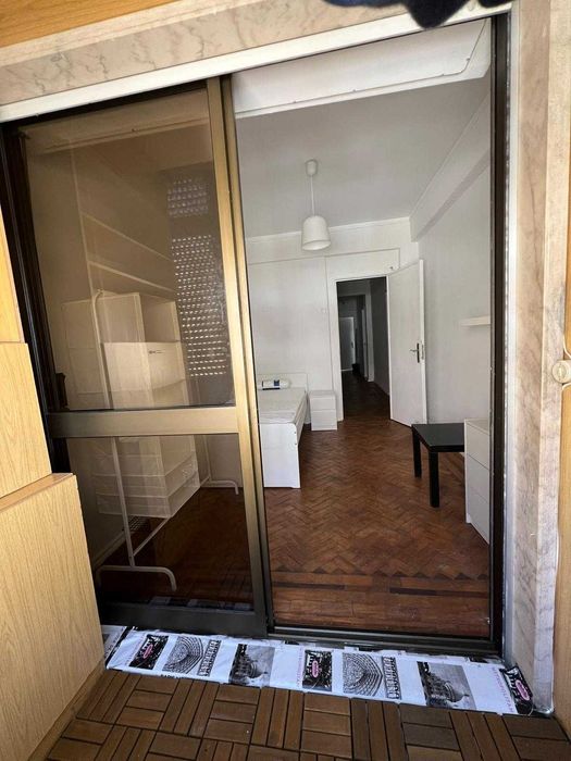 QUARTO INDIVIDUAL em Sacavém. ENTRADA IMEDIATA