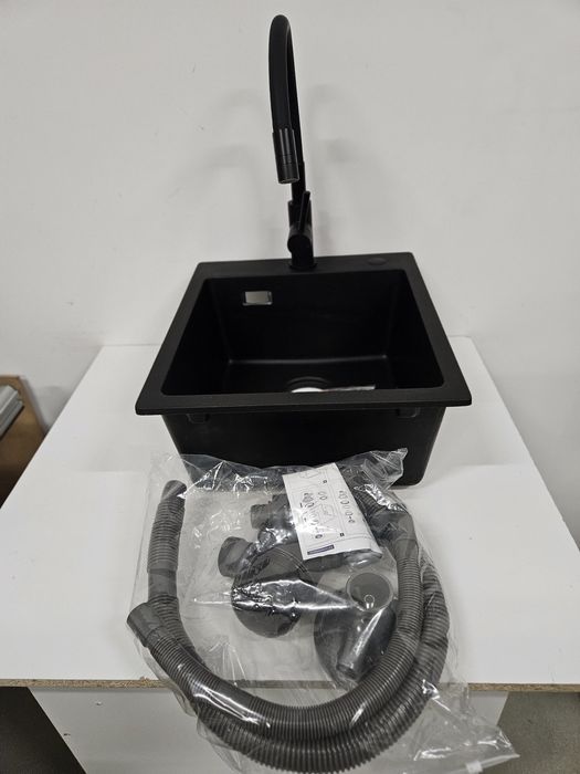 Zlewozmywak kuchenny z baterią